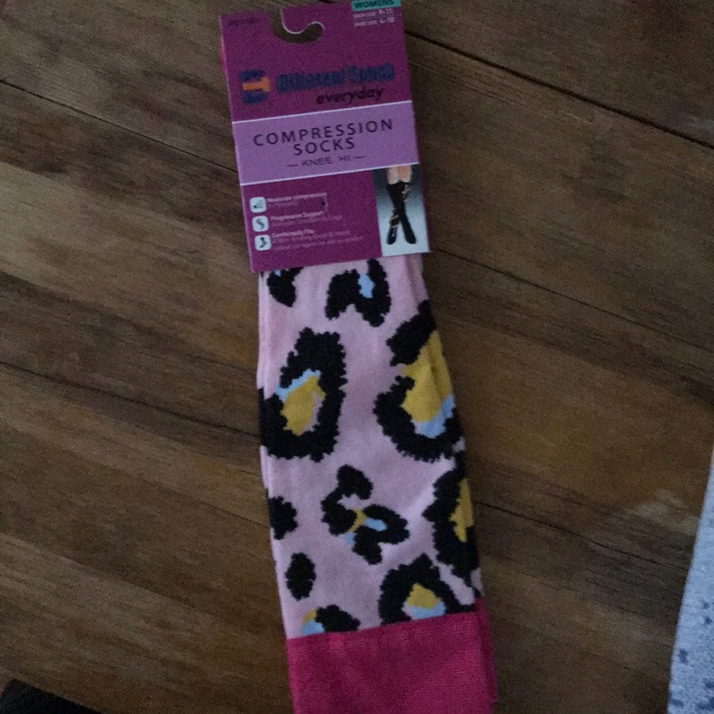 Compression Socks 🧦 - Picture 5 of 7